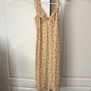 Brand new wild fable Yellow Floral Ruffle V-Neck Women's Dress